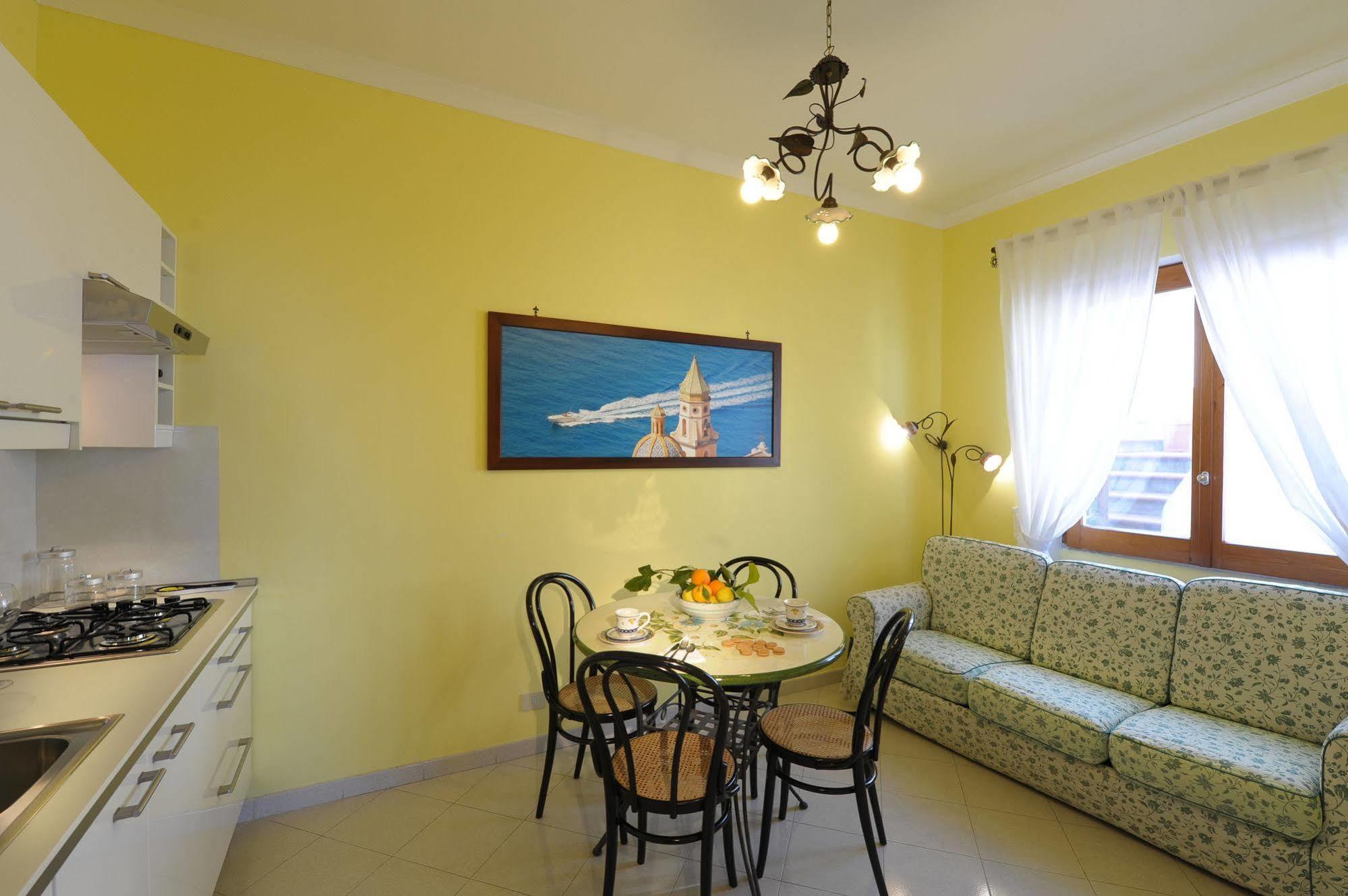 Il Giardino Dei Limoni Aparthotel Praiano Exteriör bild